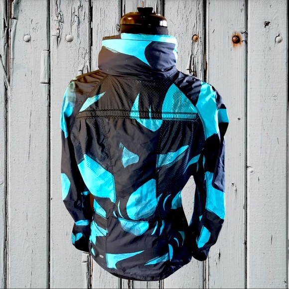 Lululemon Back Pack it Up Jacket / windbreaker  size 6 - Picture 12 of 16